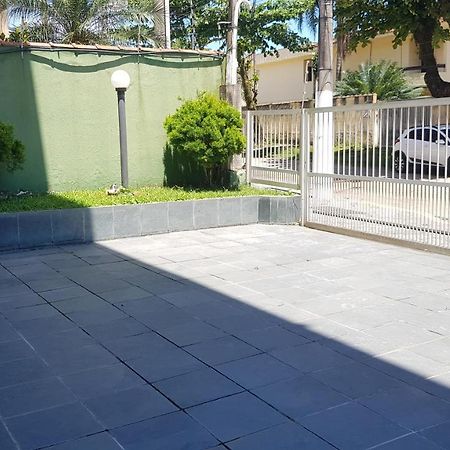 Apartamento A Uma Quadra Da Praia Guarujá Esterno foto